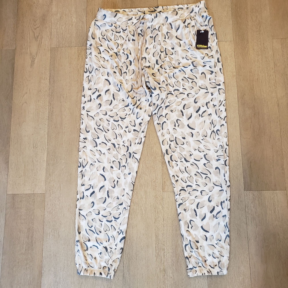 NWT     P.J. Salvage Cream Patterned Women's Pajama Joggers
